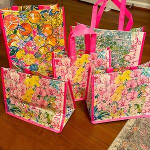 5 Lilly Pulitzer shopping bags assorted sizes